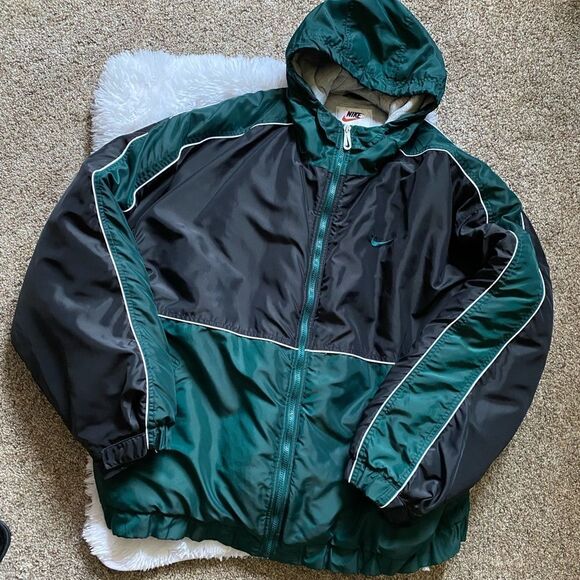 Nike Heavy Vintage Coat  - Picture 1 of 15